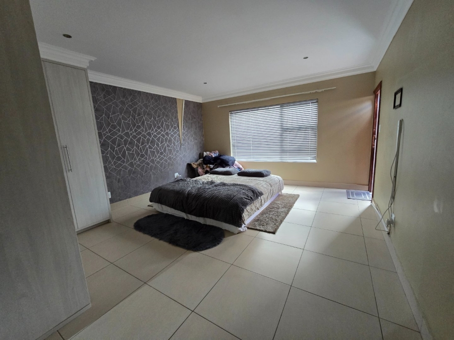 3 Bedroom Property for Sale in Groenvlei Sh Free State